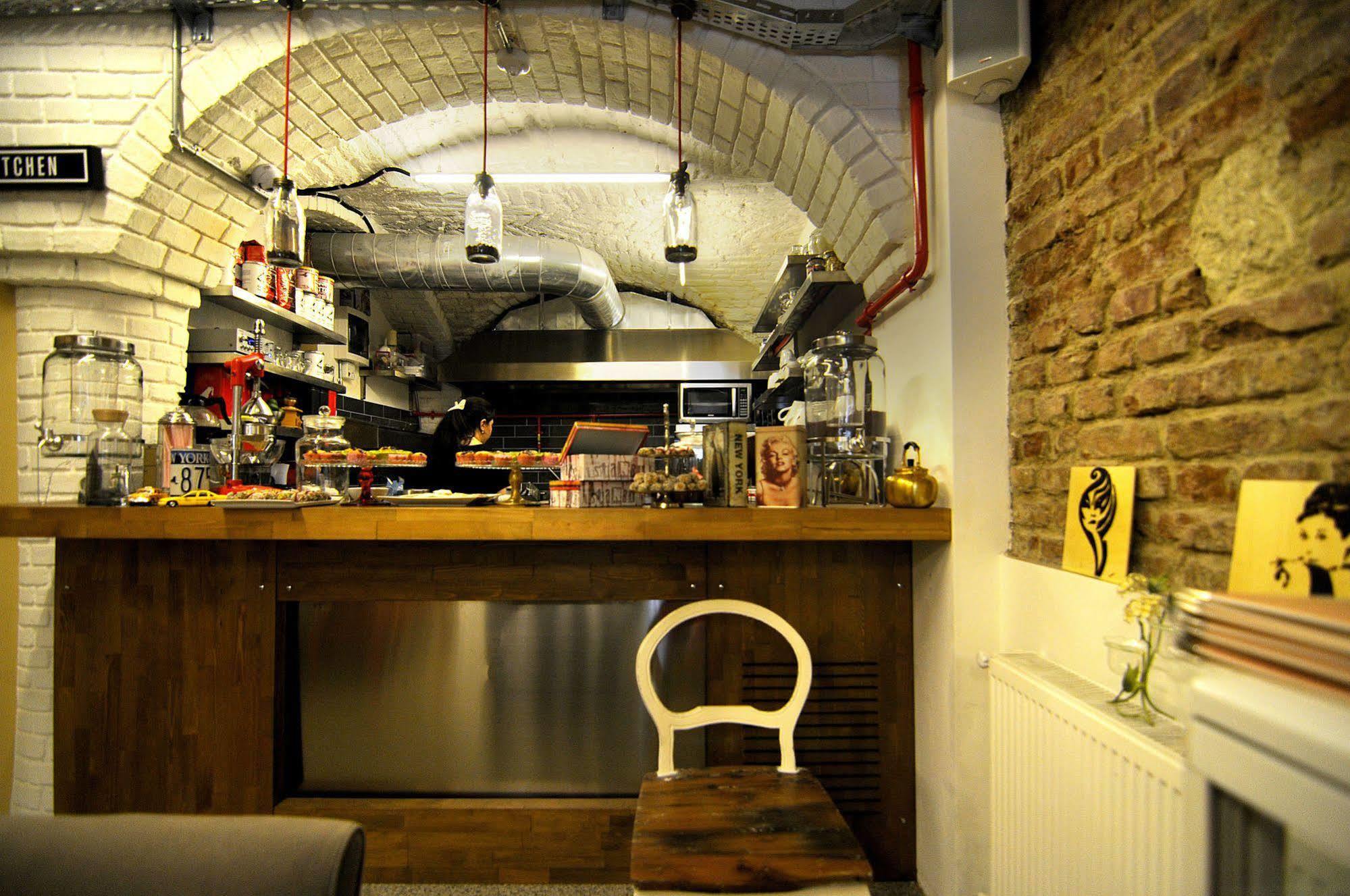 Taksim Safe House Hotel Istanboel Buitenkant foto